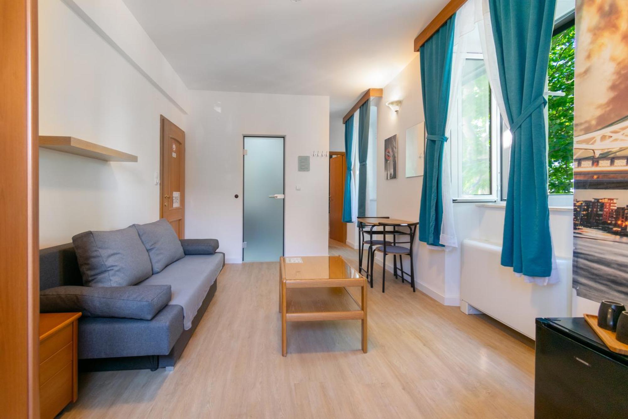 באסקה וודה Bed & Breakfast Palac -Free Parking- מראה חיצוני תמונה