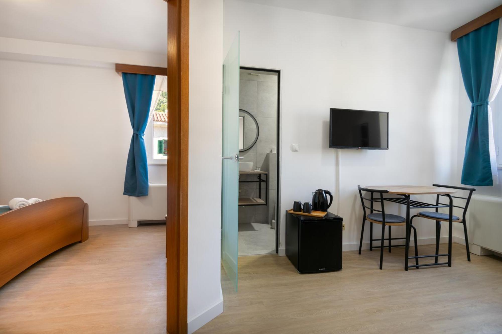 באסקה וודה Bed & Breakfast Palac -Free Parking- מראה חיצוני תמונה
